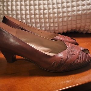 Bruno Magli Kitte Heel, size 10